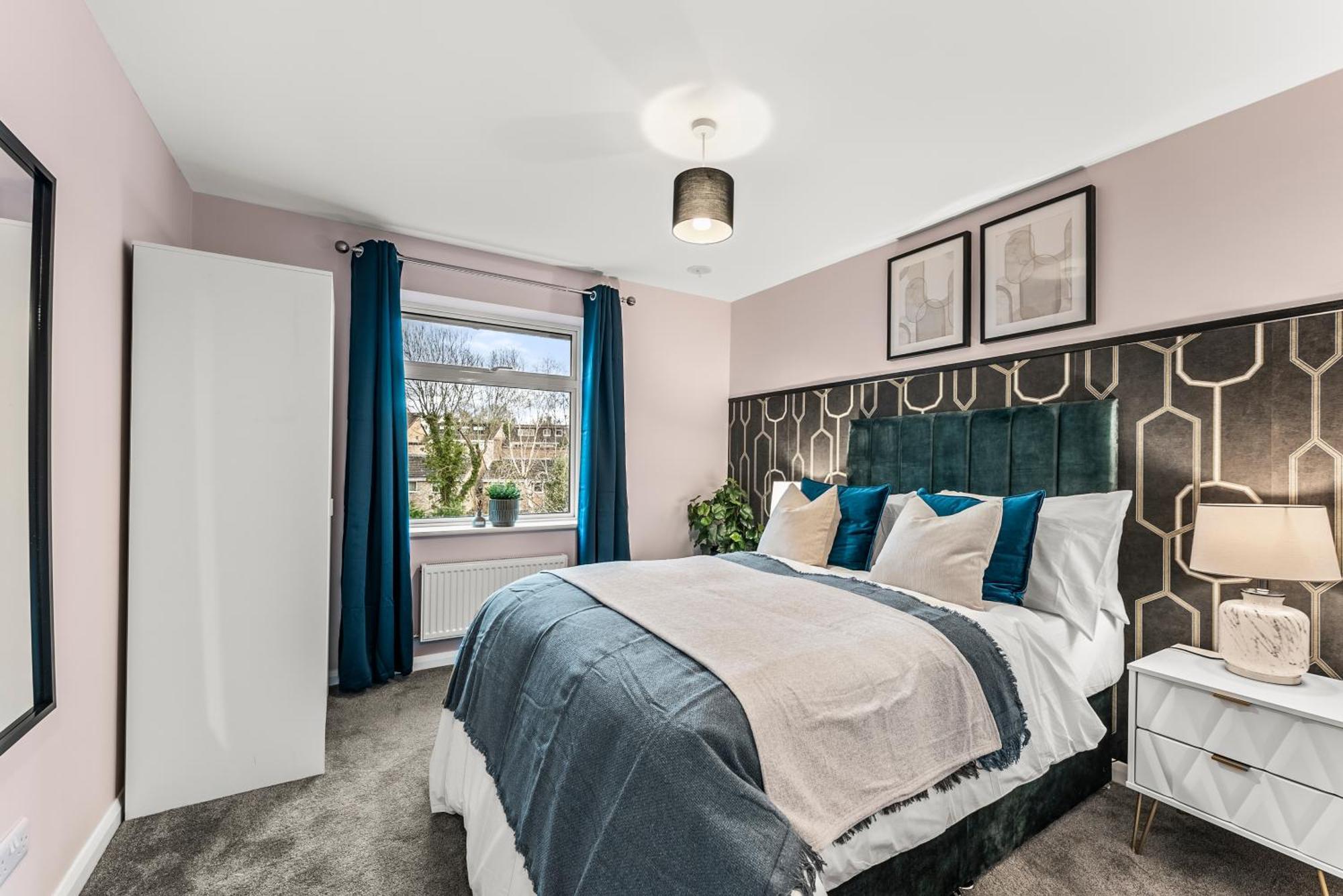 Elegant Retreat In Cheltenham - Garden & Parking Included ภายนอก รูปภาพ