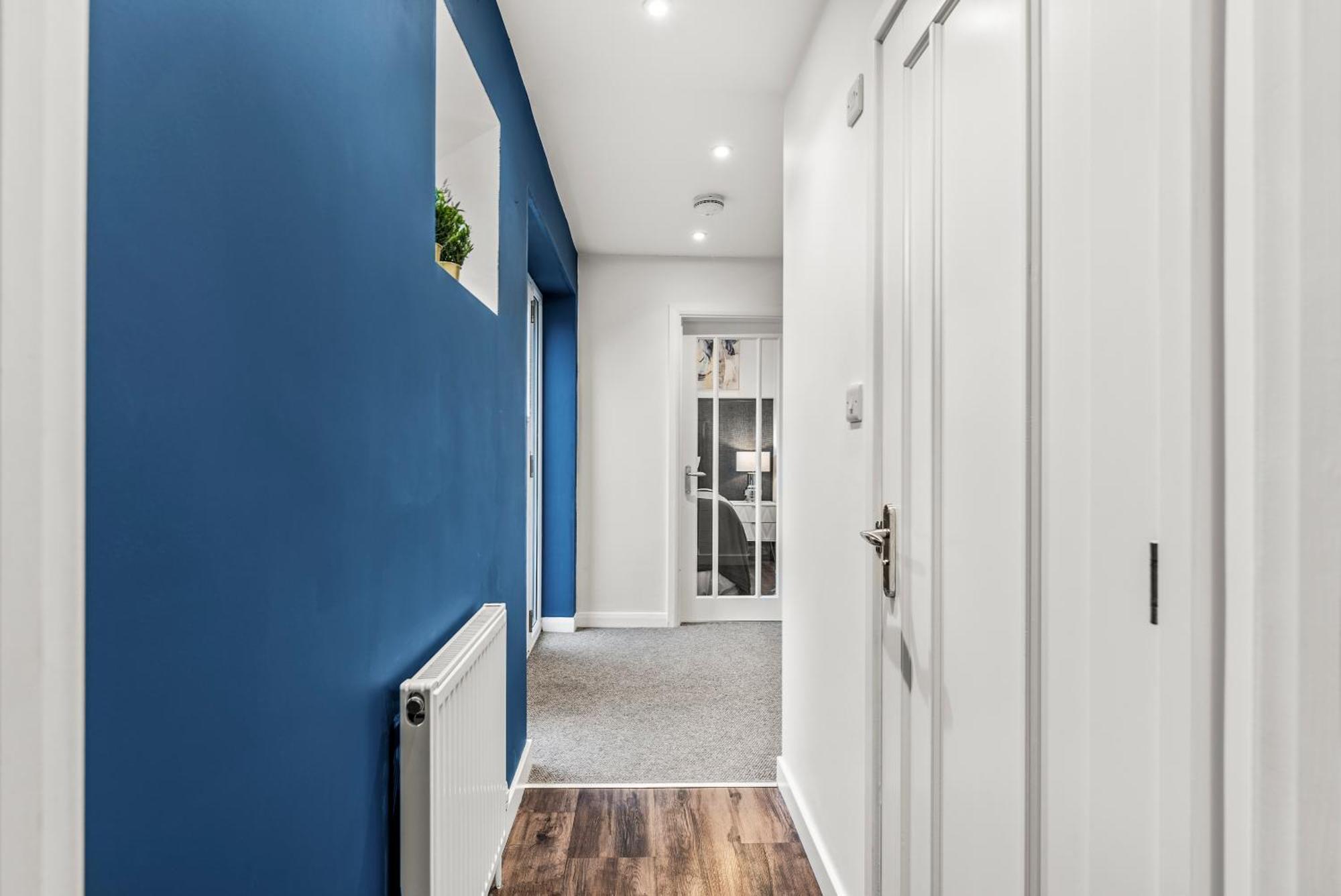 Elegant Retreat In Cheltenham - Garden & Parking Included ภายนอก รูปภาพ