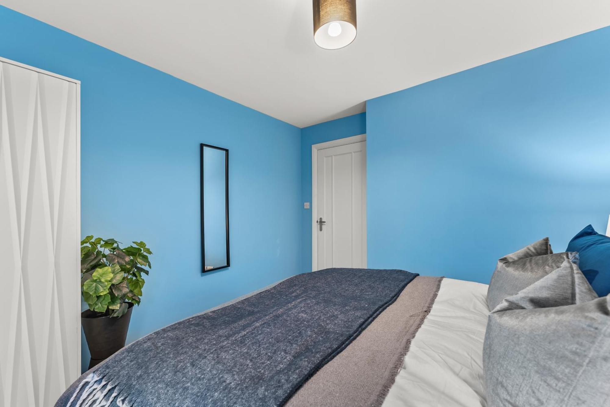 Elegant Retreat In Cheltenham - Garden & Parking Included ภายนอก รูปภาพ